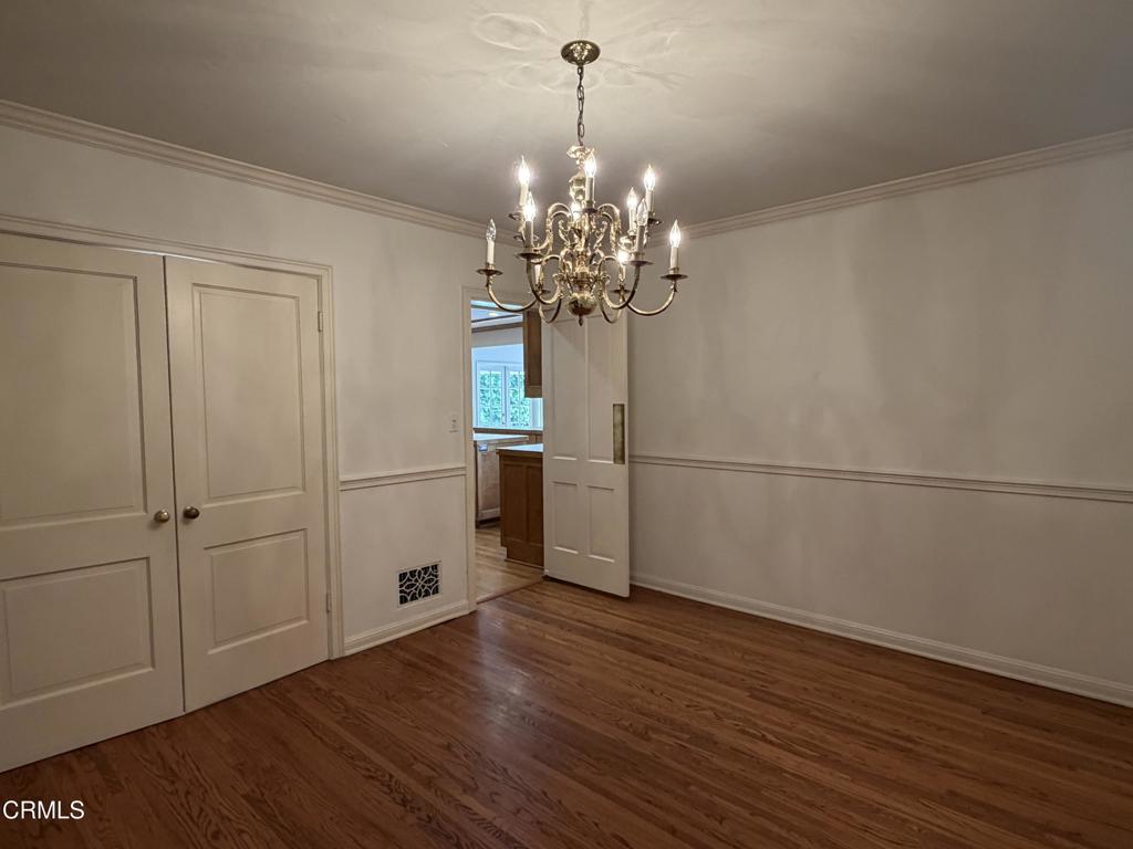 2790 Gainsborough Drive