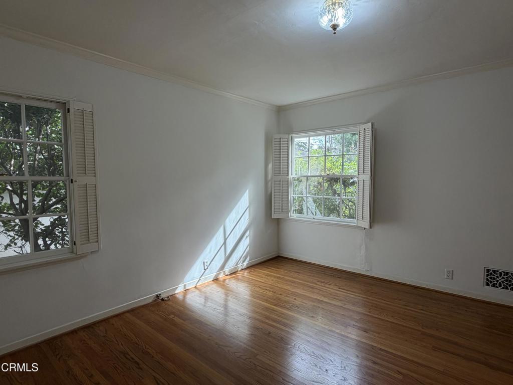 2790 Gainsborough Drive