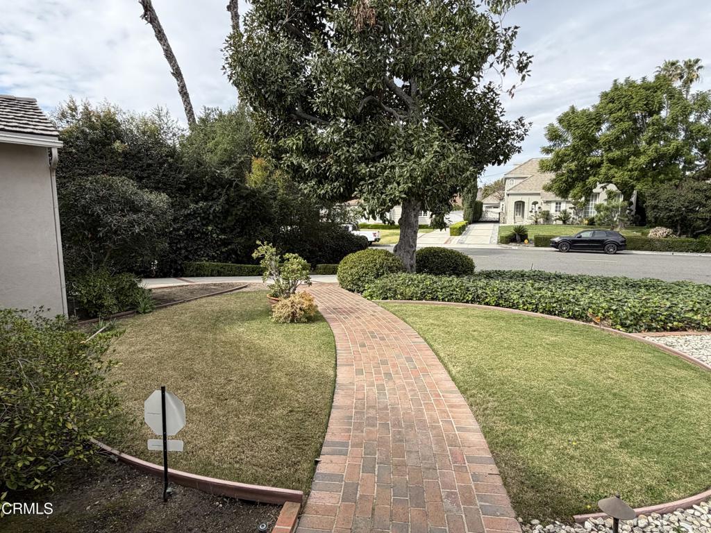 2790 Gainsborough Drive