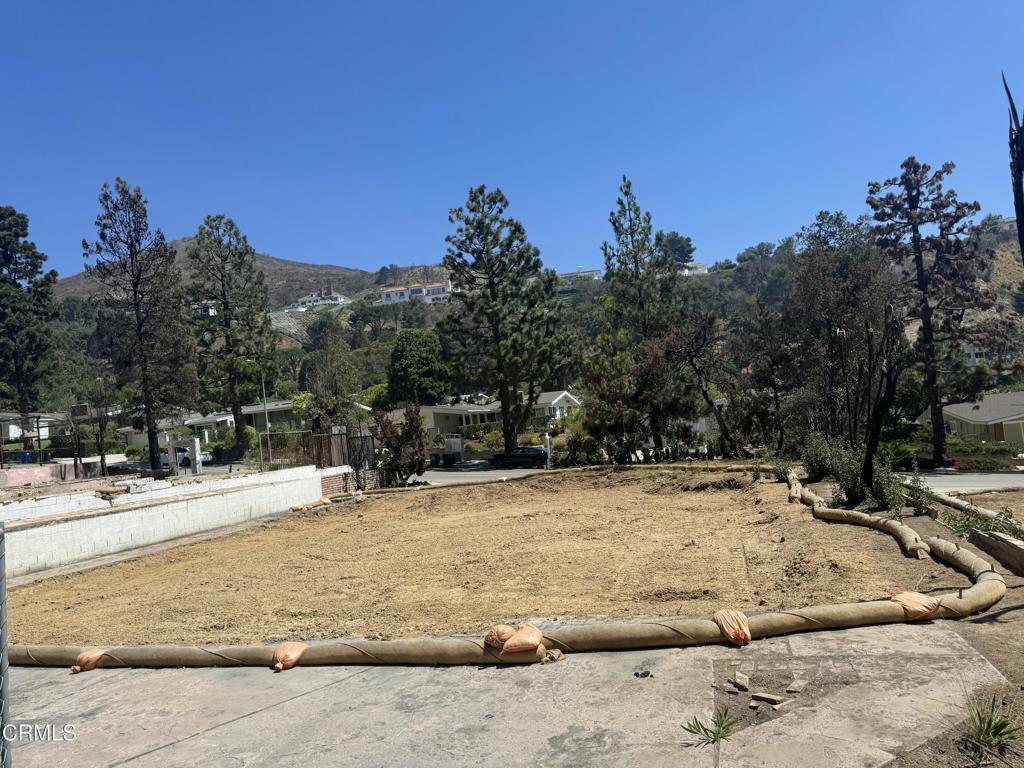 1227 Bienveneda Avenue