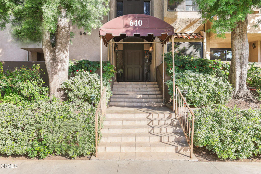 640 S Lake Avenue 105