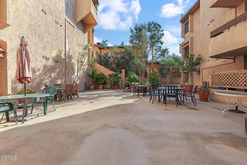 640 S Lake Avenue 105