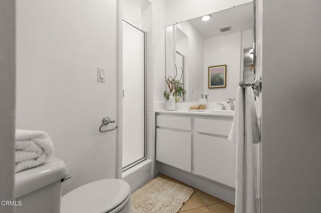 640 S Lake Avenue 105