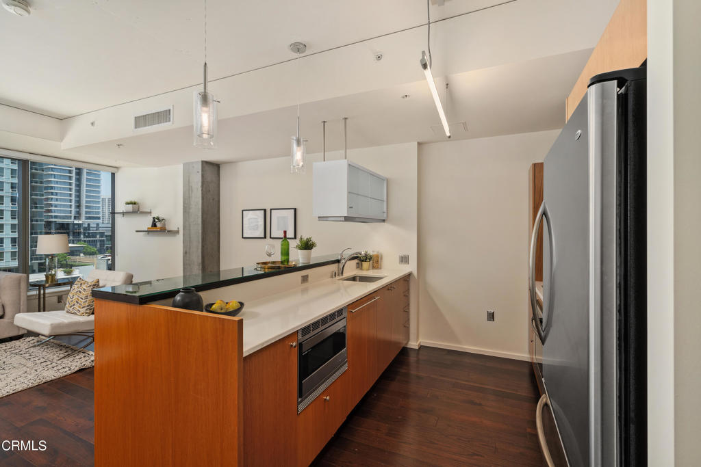 1155 S Grand Avenue 914