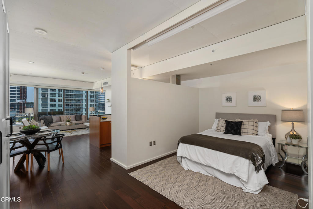 1155 S Grand Avenue 914