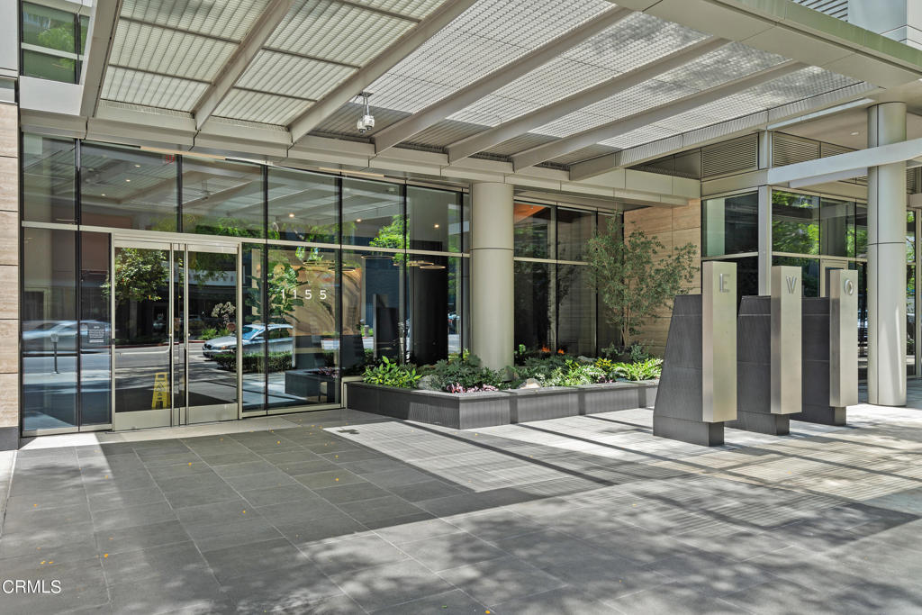 1155 S Grand Avenue 914