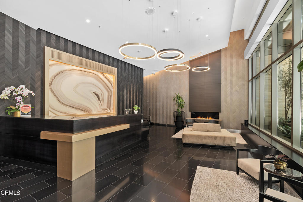 1155 S Grand Avenue 914