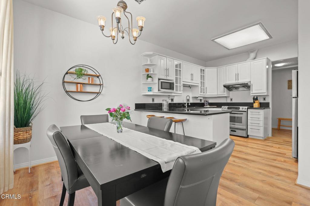 985 E California Boulevard 305