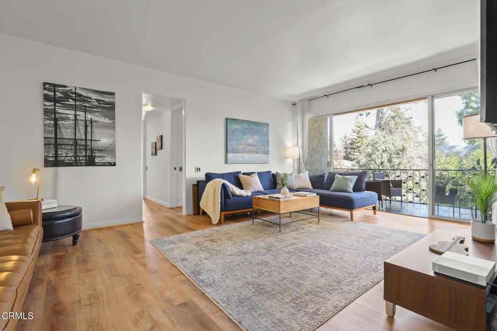 985 E California Boulevard 305