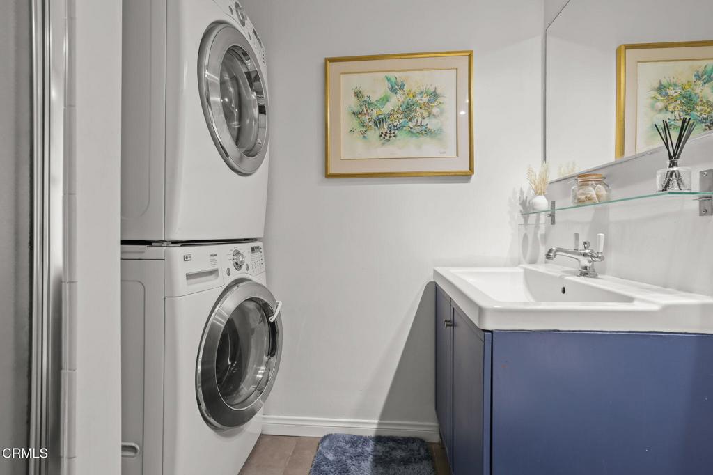 985 E California Boulevard 305