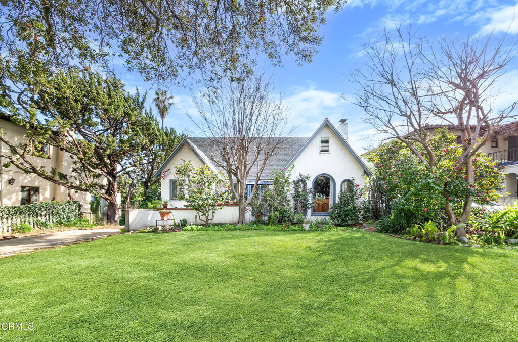 2270 E Orange Grove Boulevard