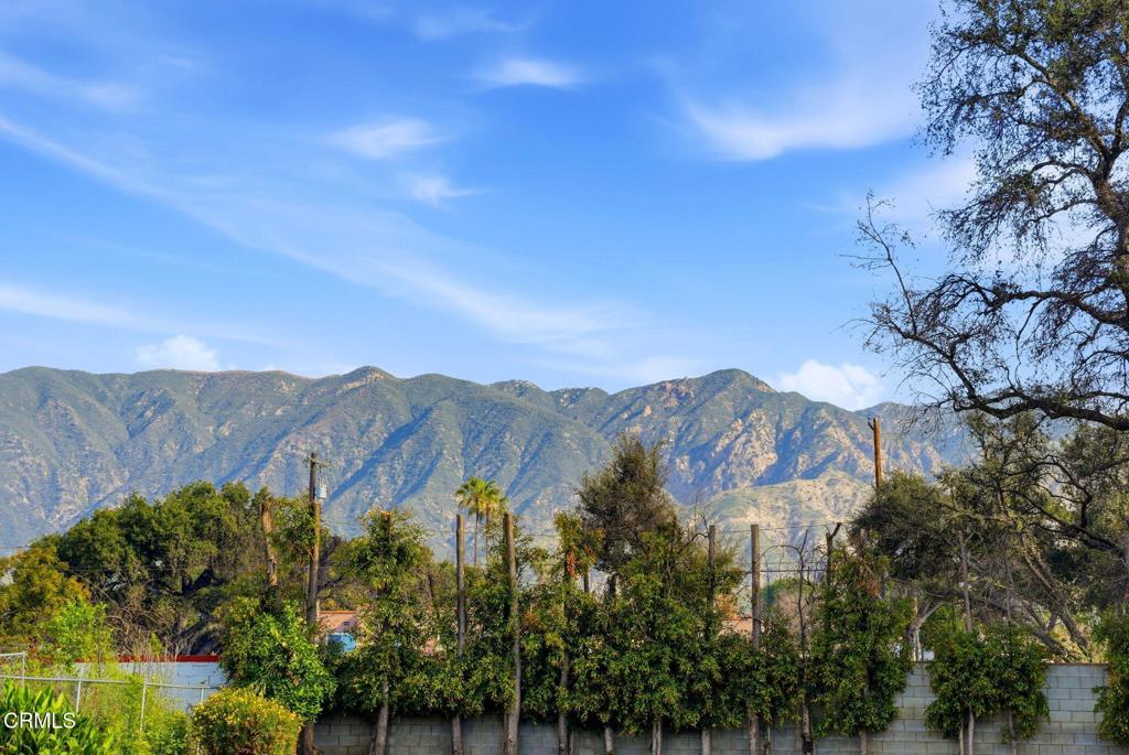 79 E Calaveras Street