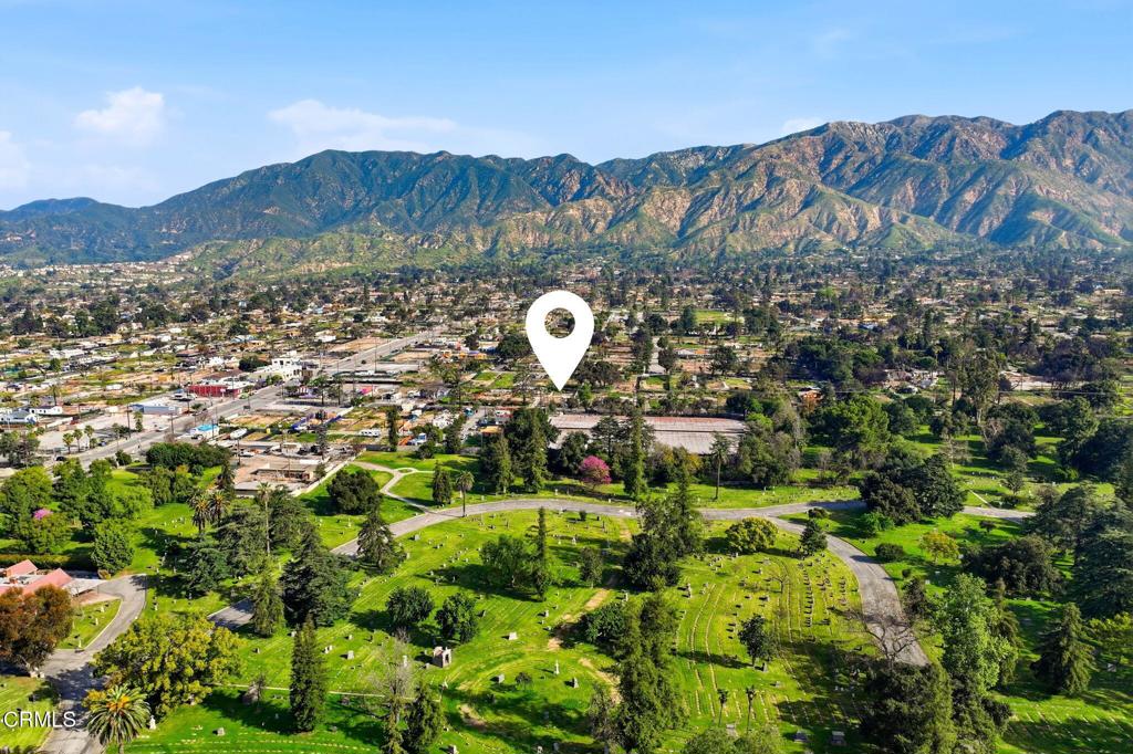 79 E Calaveras Street