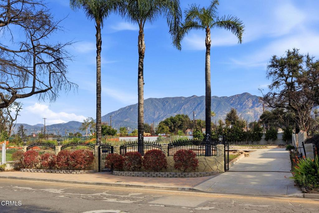 79 E Calaveras Street