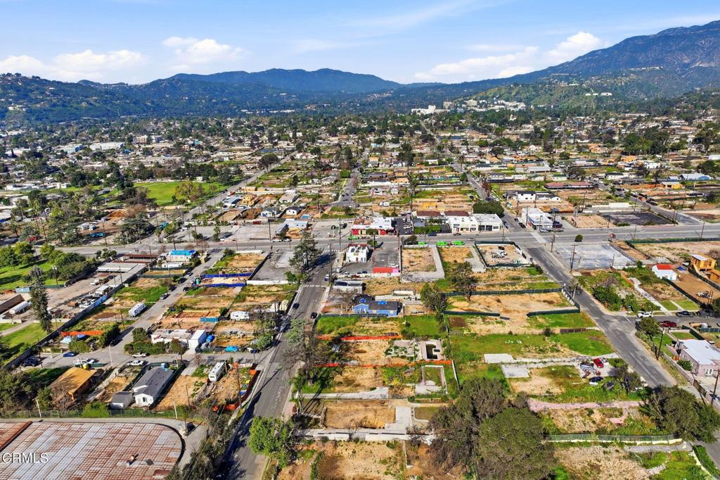 79 E Calaveras Street