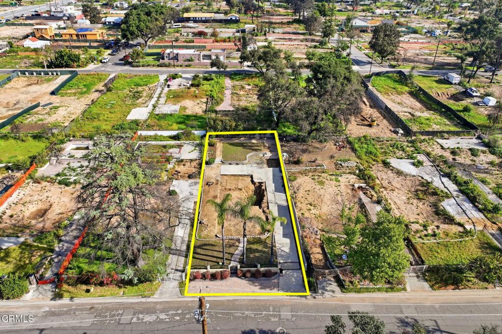 79 E Calaveras Street