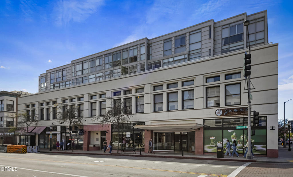 35 N Raymond Avenue 412