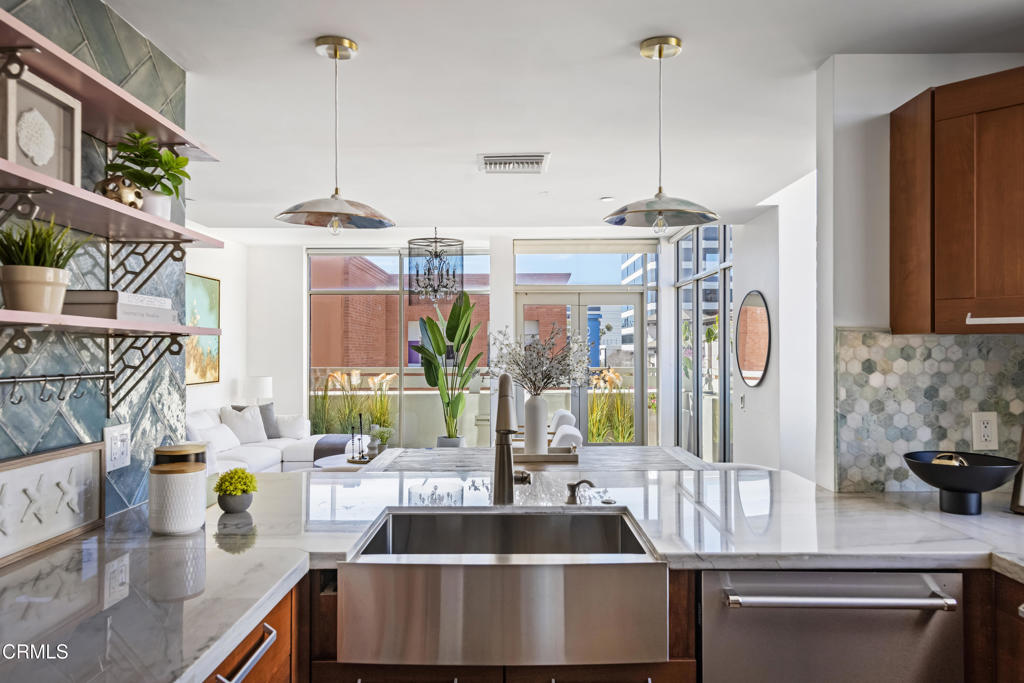 35 N Raymond Avenue 412