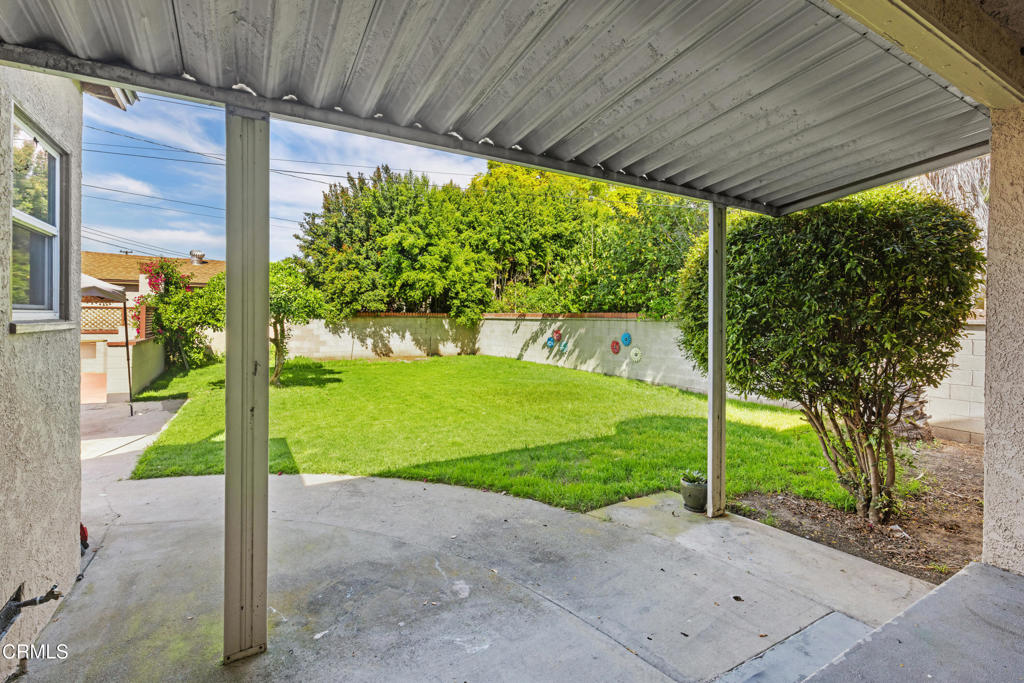 1141 E Cameron Avenue