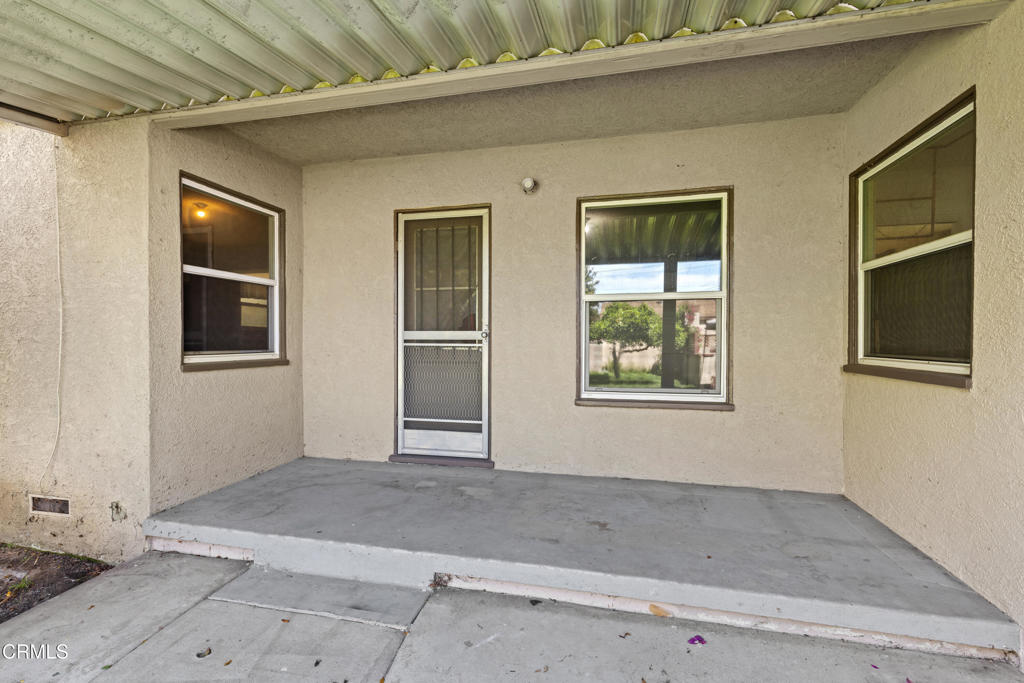 1141 E Cameron Avenue