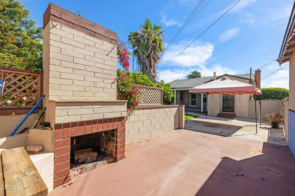 1141 E Cameron Avenue