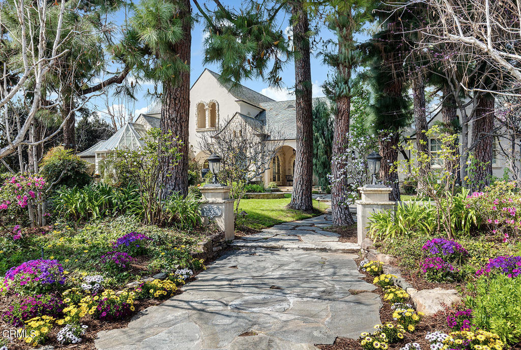 1535 Circle Drive