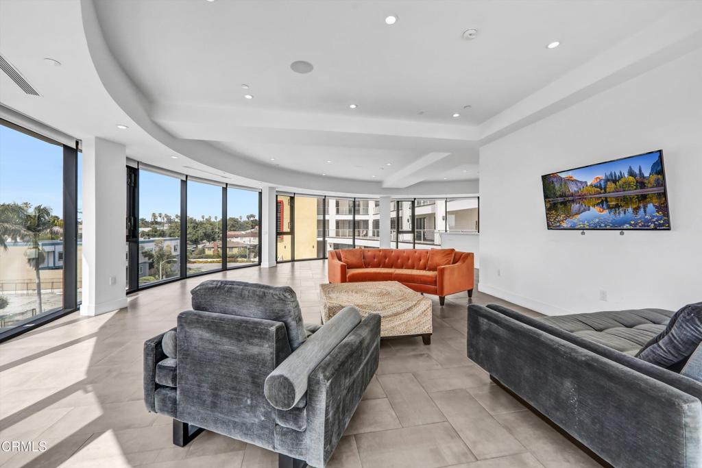 210 N Monterey Street 409