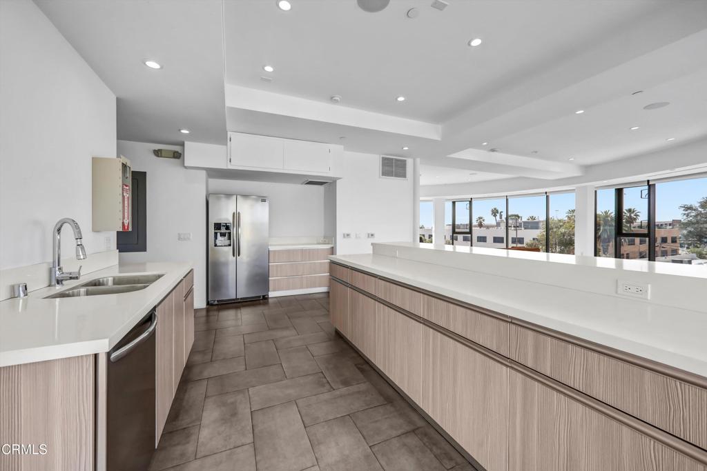 210 N Monterey Street 409