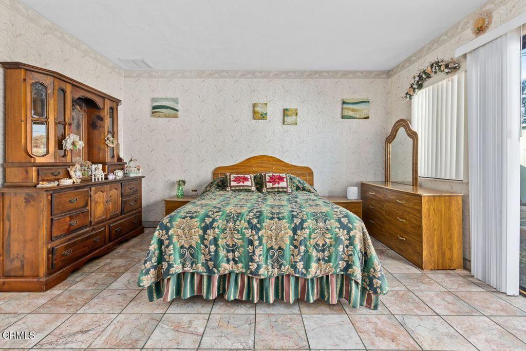 1331 E Marbury Street