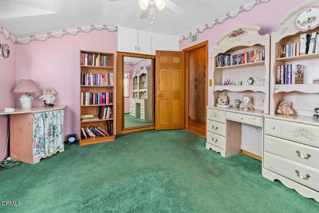 1331 E Marbury Street