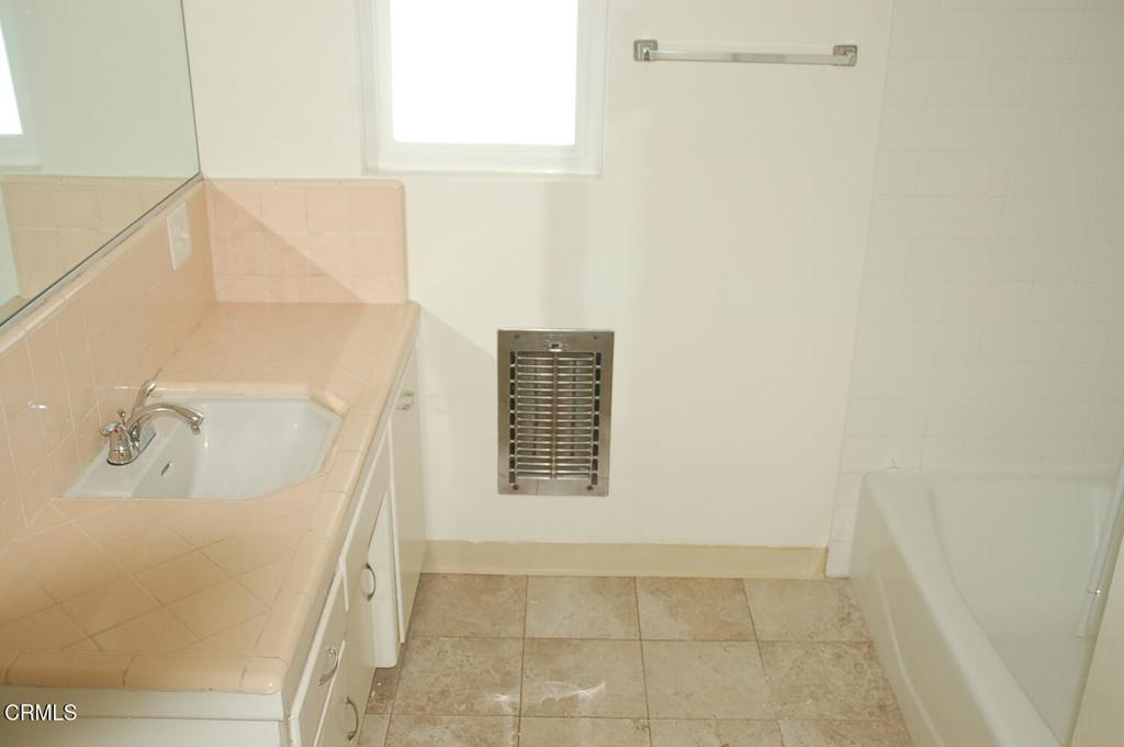 719 W Camino Real Avenue B