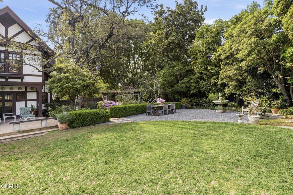 412 Oaklawn Avenue