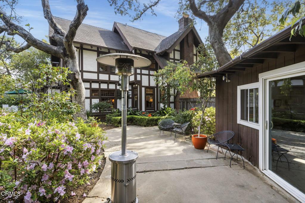 412 Oaklawn Avenue