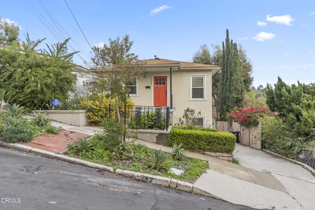 744 Onarga Avenue