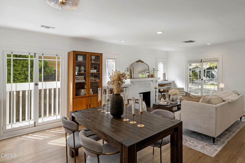 930 N Catalina Avenue