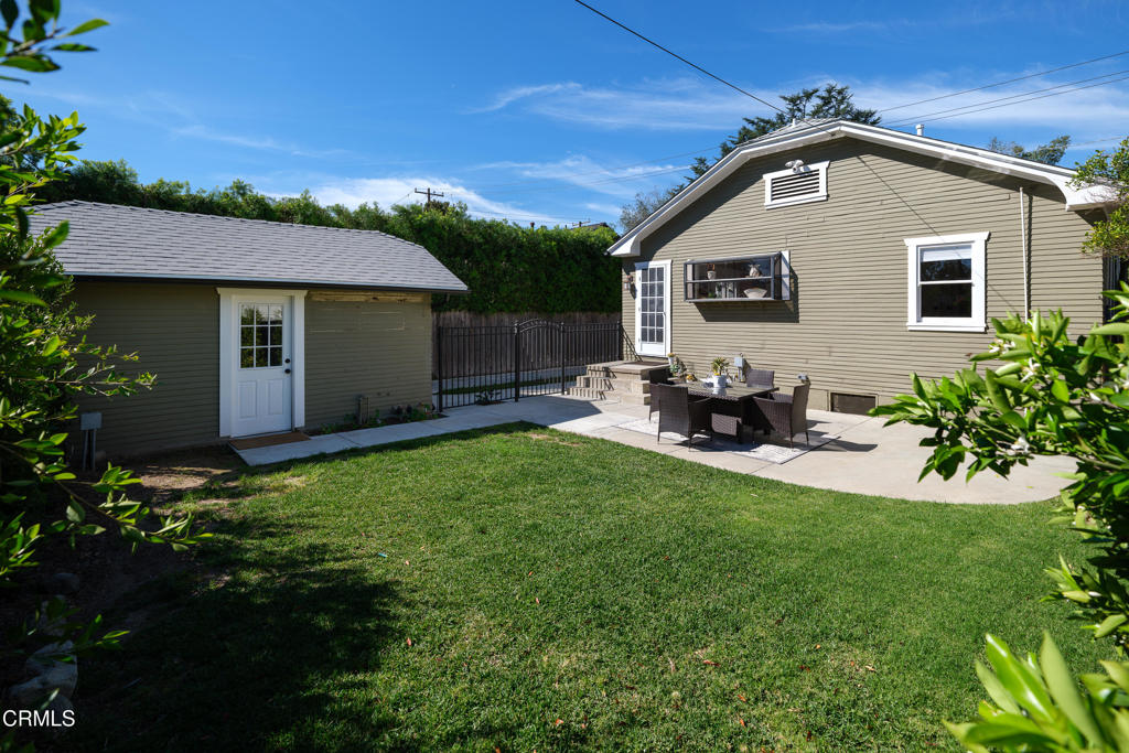 930 N Catalina Avenue