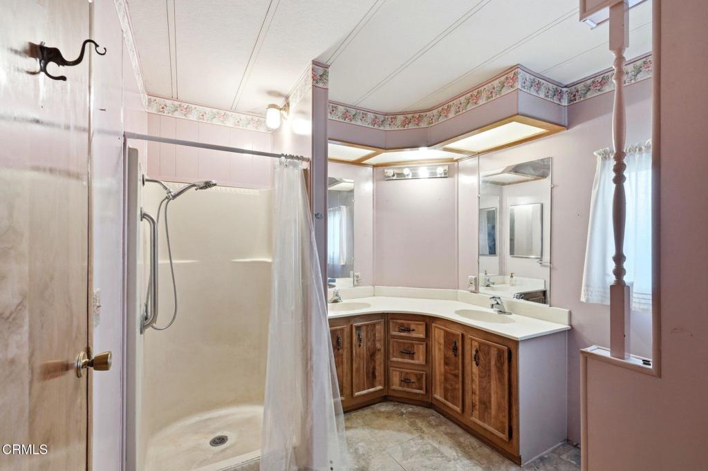 1320 San Bernardino 28