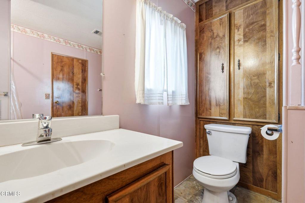 1320 San Bernardino 28