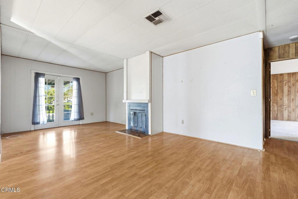 1320 San Bernardino 28