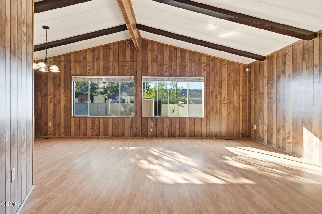 1320 San Bernardino 28