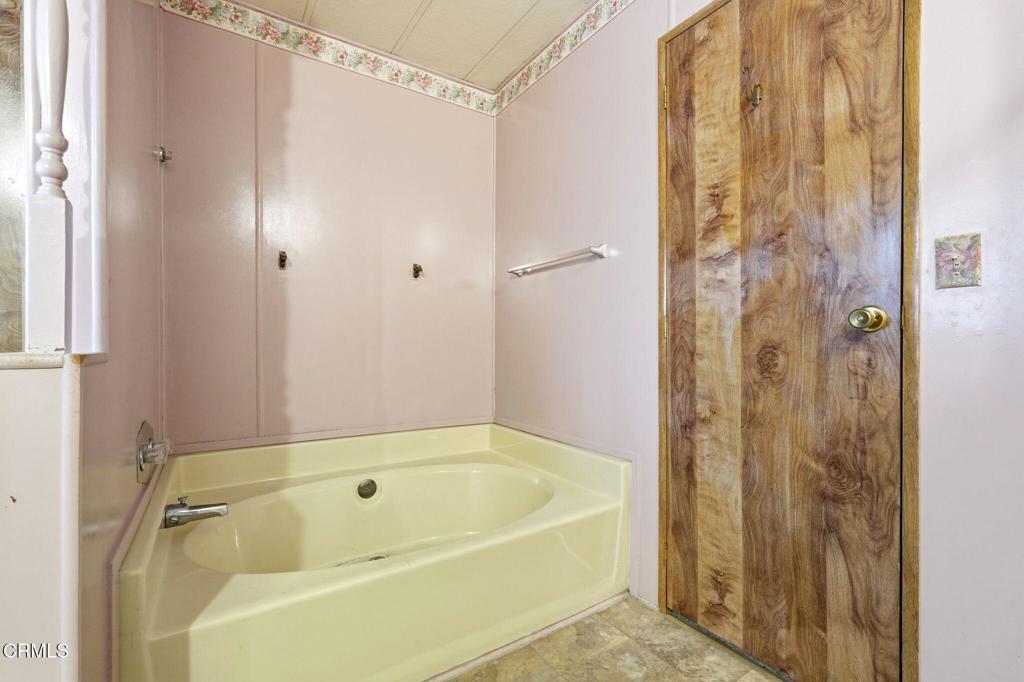 1320 San Bernardino 28