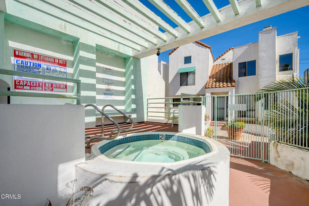 1340 Glenwood Road 17