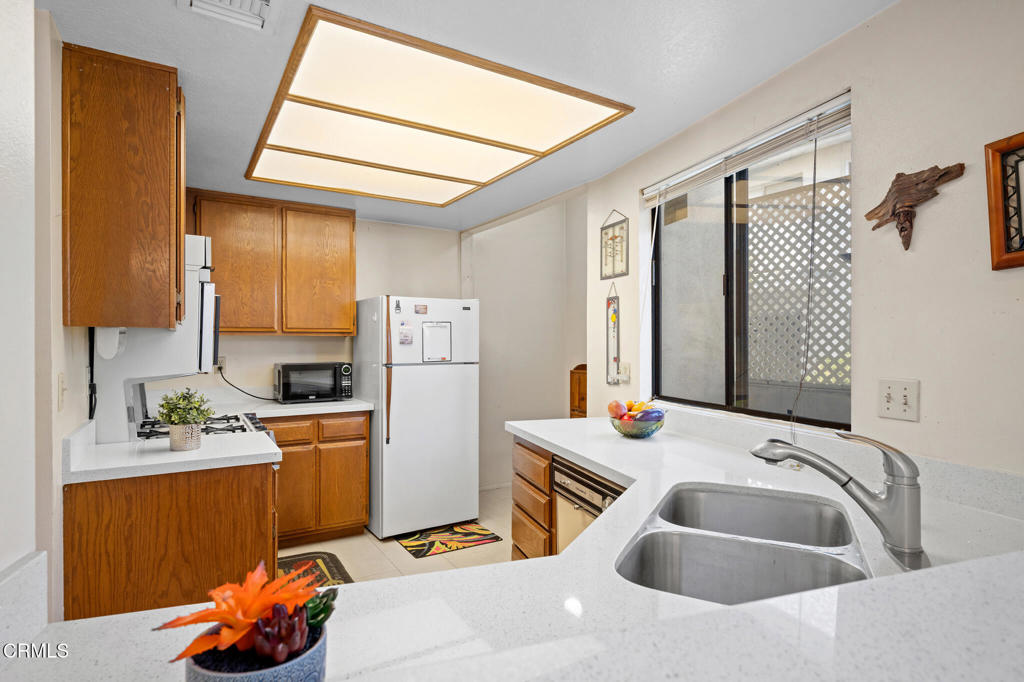 1340 Glenwood Road 17