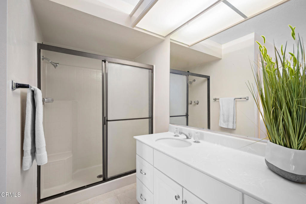 1340 Glenwood Road 17