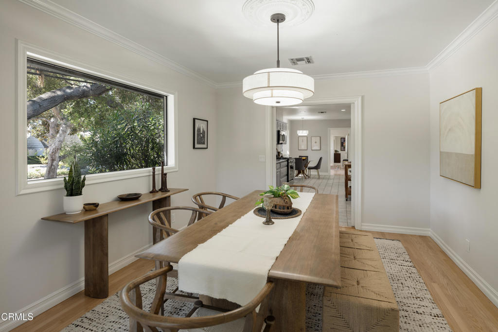 1525 Oak Meadow Lane