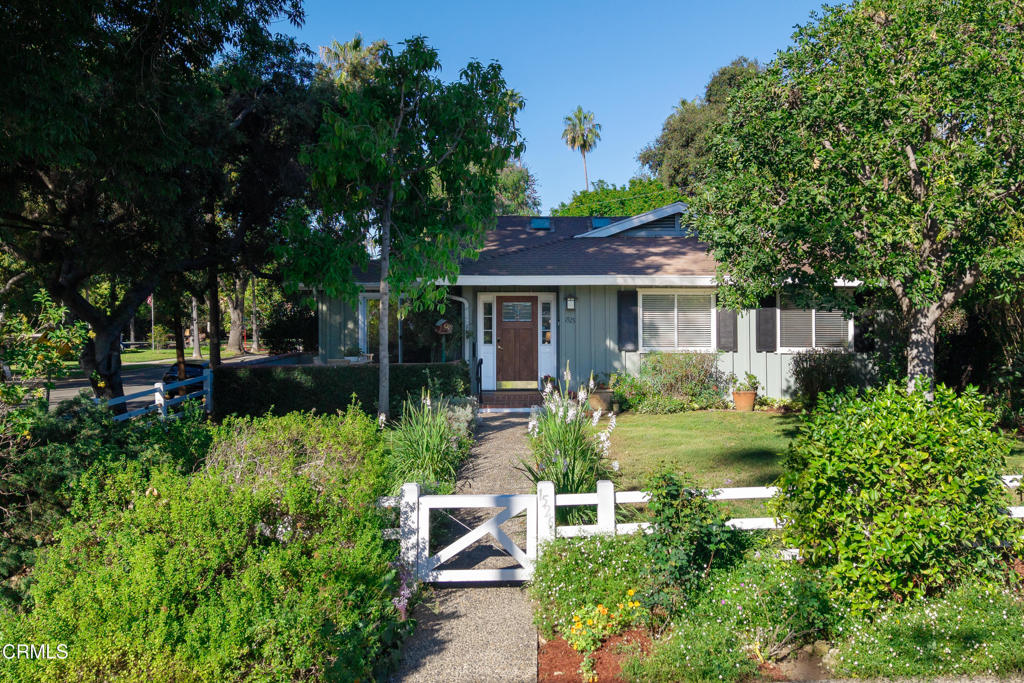 1525 Oak Meadow Lane