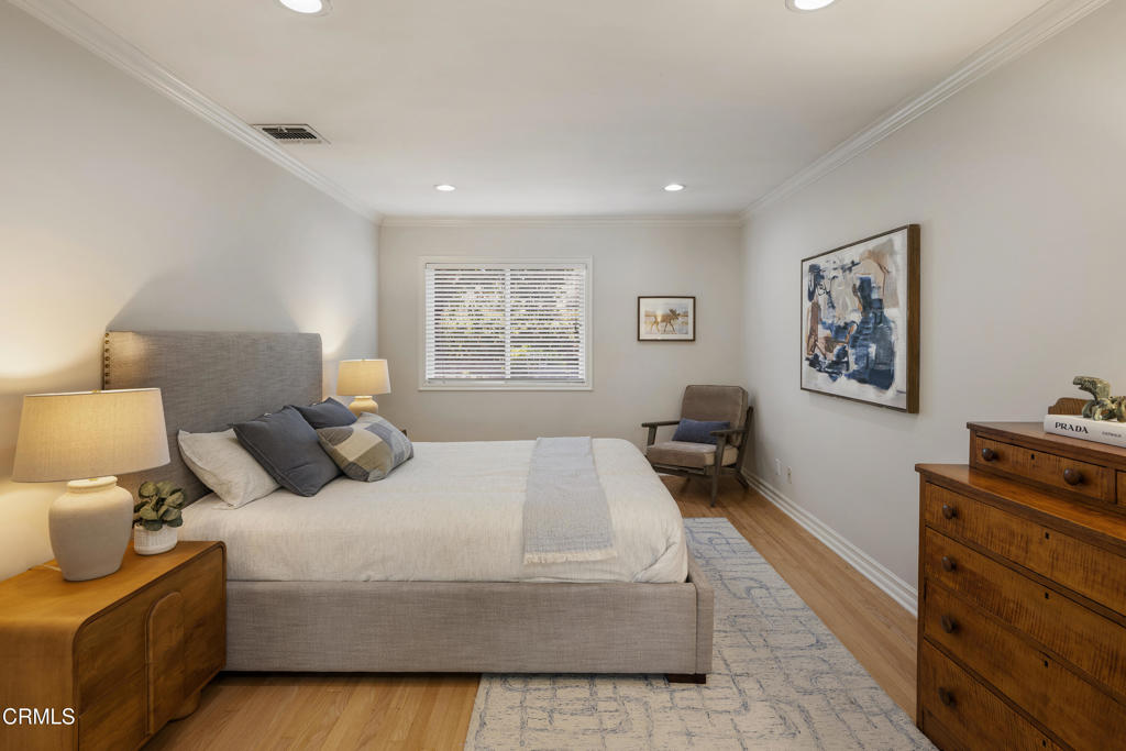 1525 Oak Meadow Lane