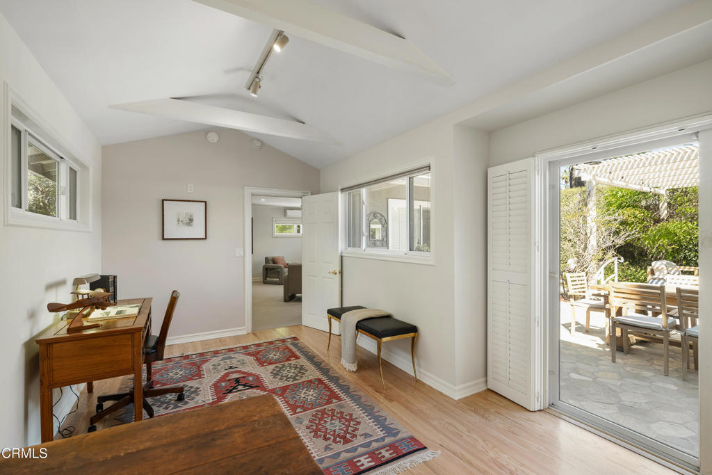 1525 Oak Meadow Lane