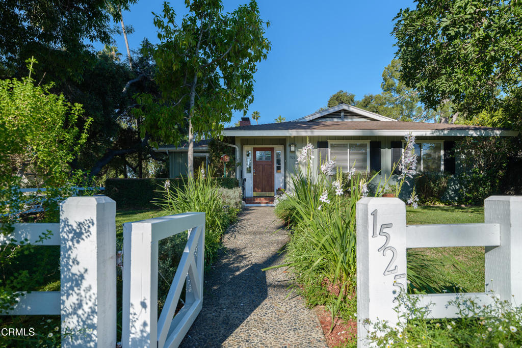 1525 Oak Meadow Lane