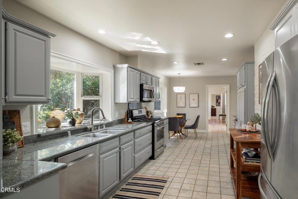 1525 Oak Meadow Lane